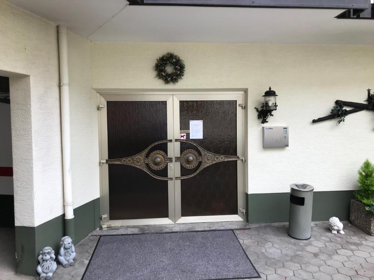 Hotel Zum Adler Nidderau Exterior photo